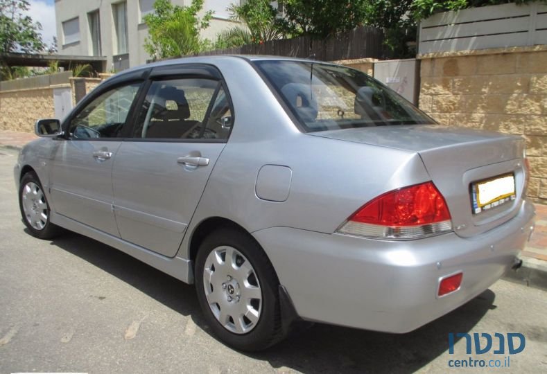 2008' Mitsubishi Lancer photo #2