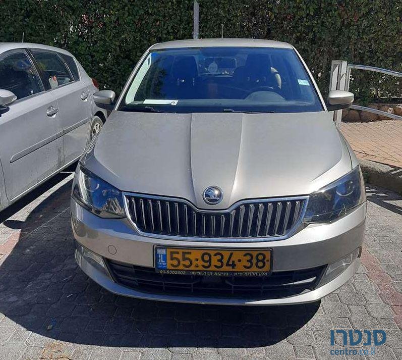 2017' Skoda Fabia סקודה פאביה photo #2