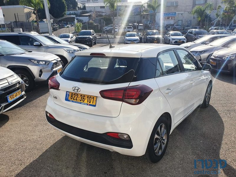 2019' Hyundai i20 יונדאי photo #2