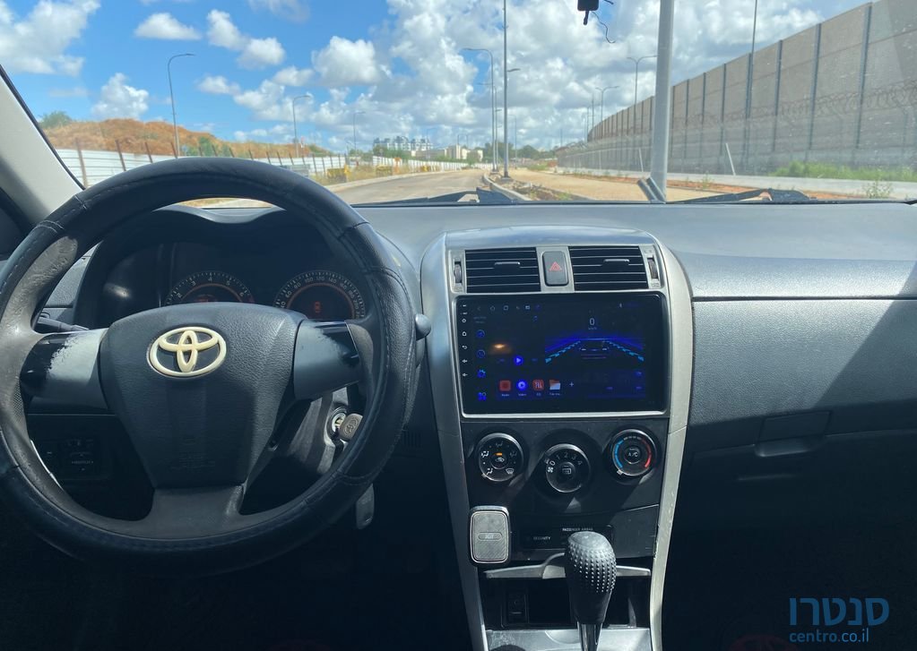 2011' Toyota Corolla טויוטה קורולה photo #5