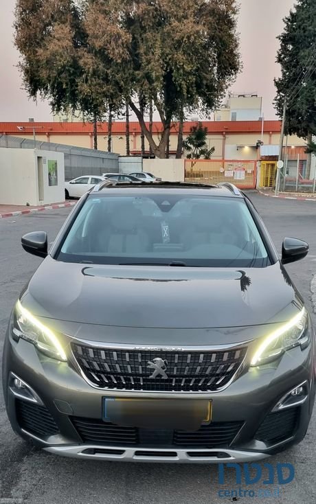 2018' Peugeot 3008 פיג'ו photo #1