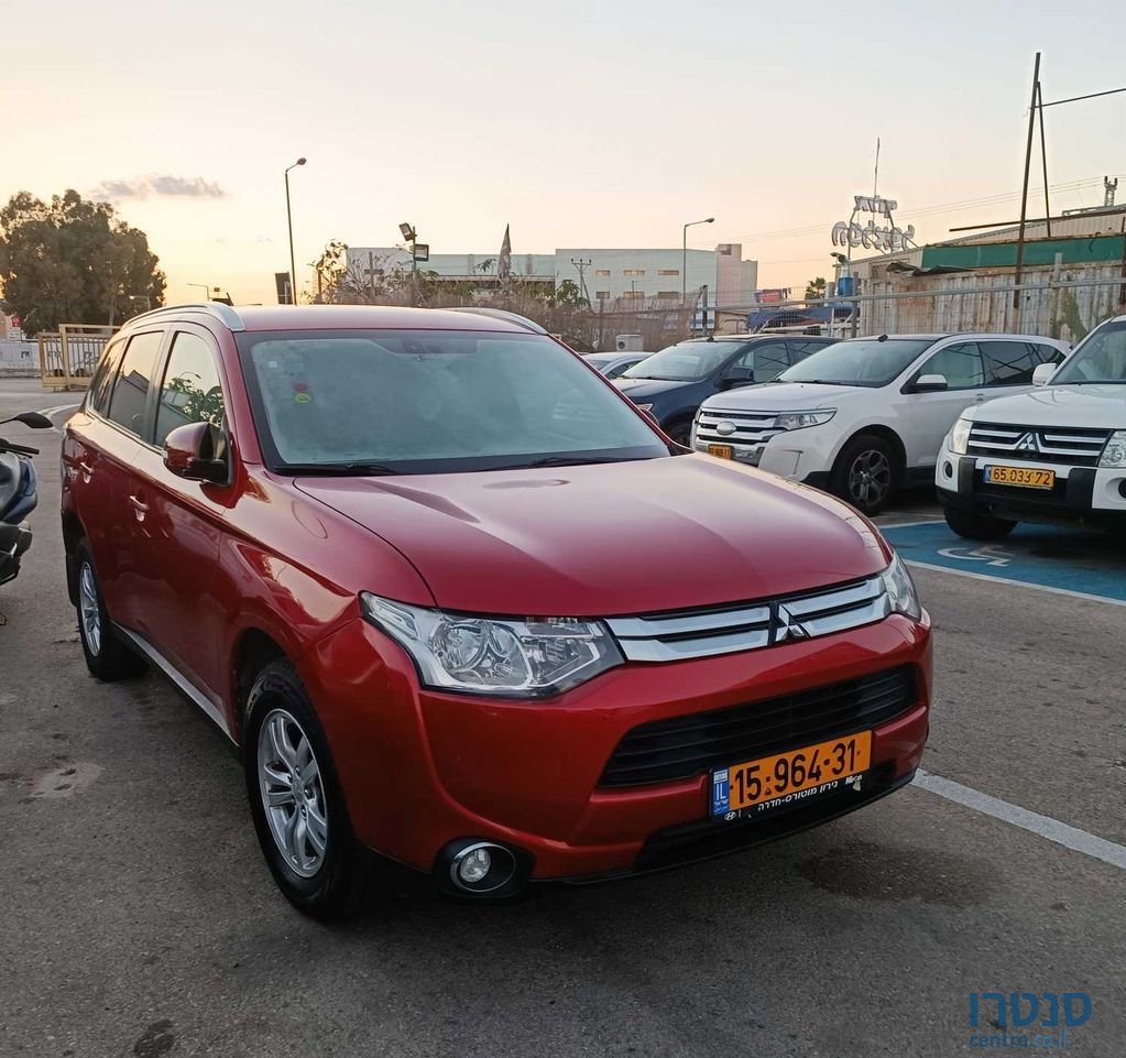 2014' Mitsubishi Outlander מיצובישי אאוטלנדר photo #2