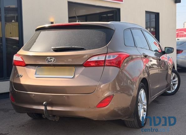 2015' Hyundai i30 יונדאי photo #2