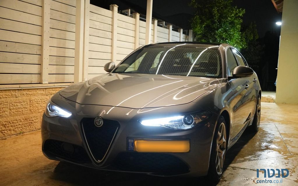 2020' Alfa Romeo Giulia אלפא רומיאו ג'וליה photo #2