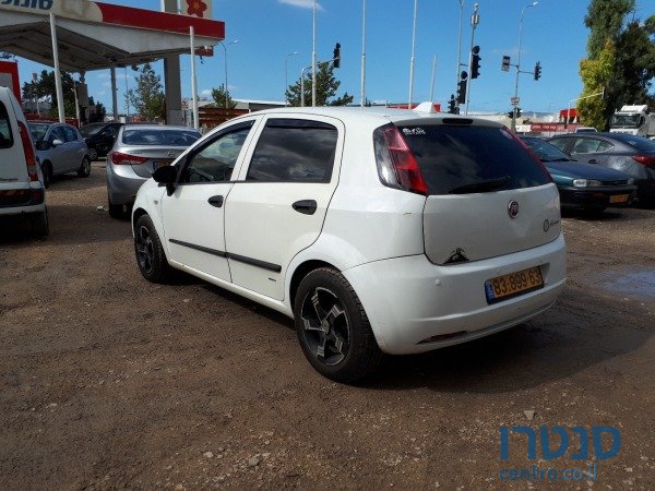 2008' Fiat Punto photo #1