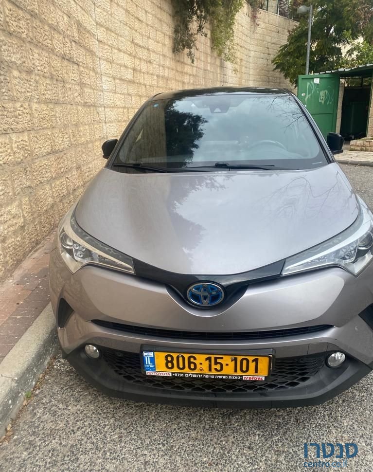 2019' Toyota C-Hr טויוטה photo #4