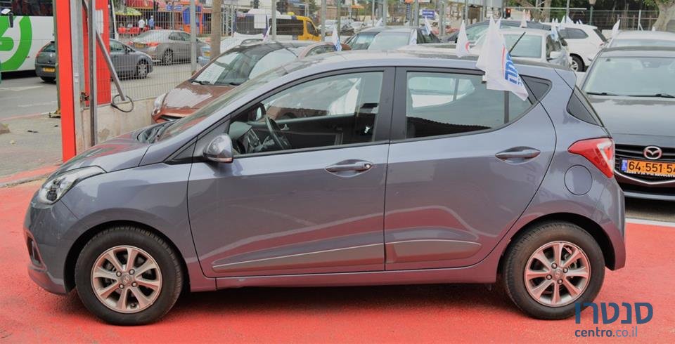 2015' Hyundai i10 photo #1