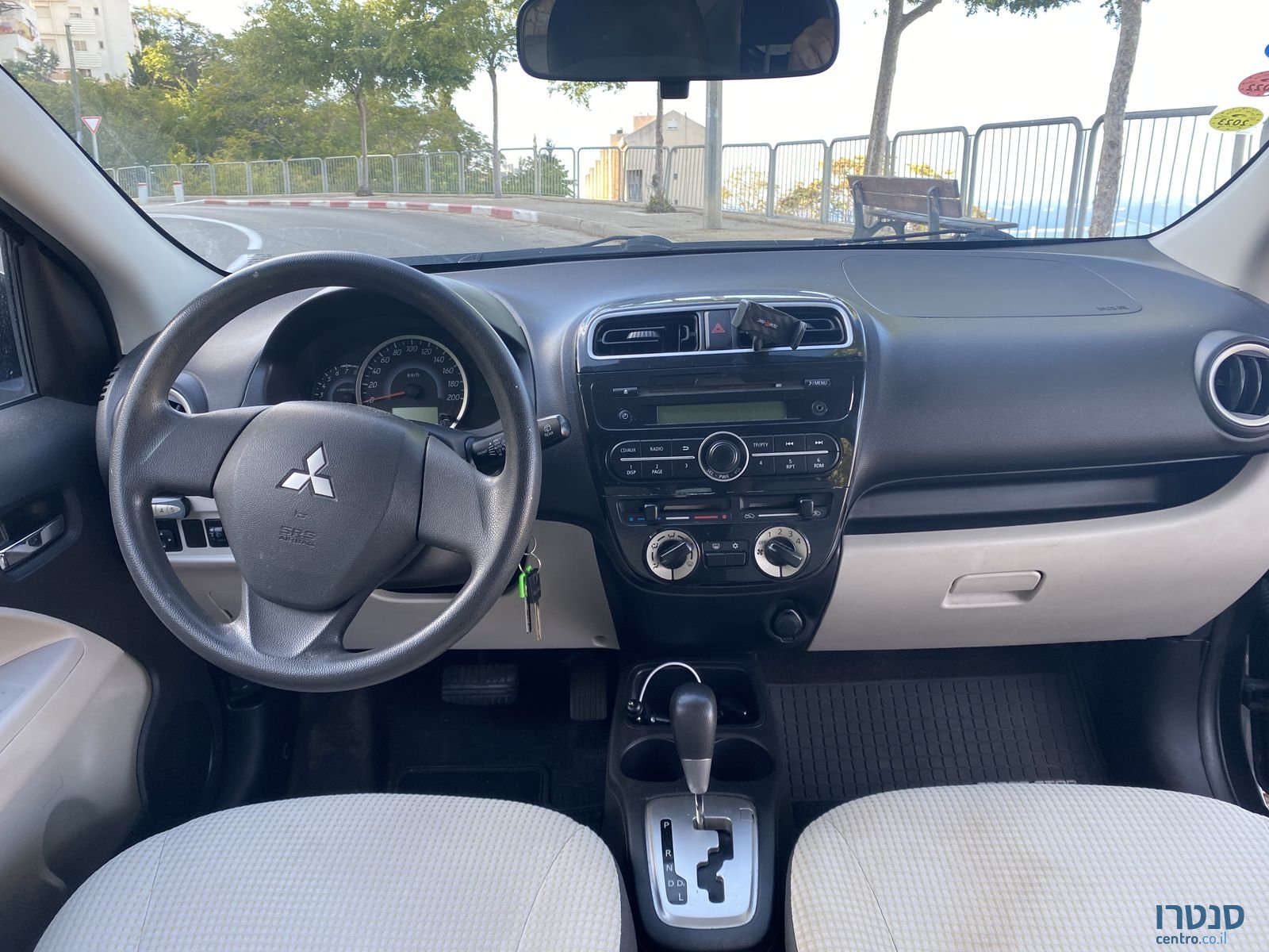 2013' Mitsubishi Space Star מיצובישי ספייס סטאר photo #5