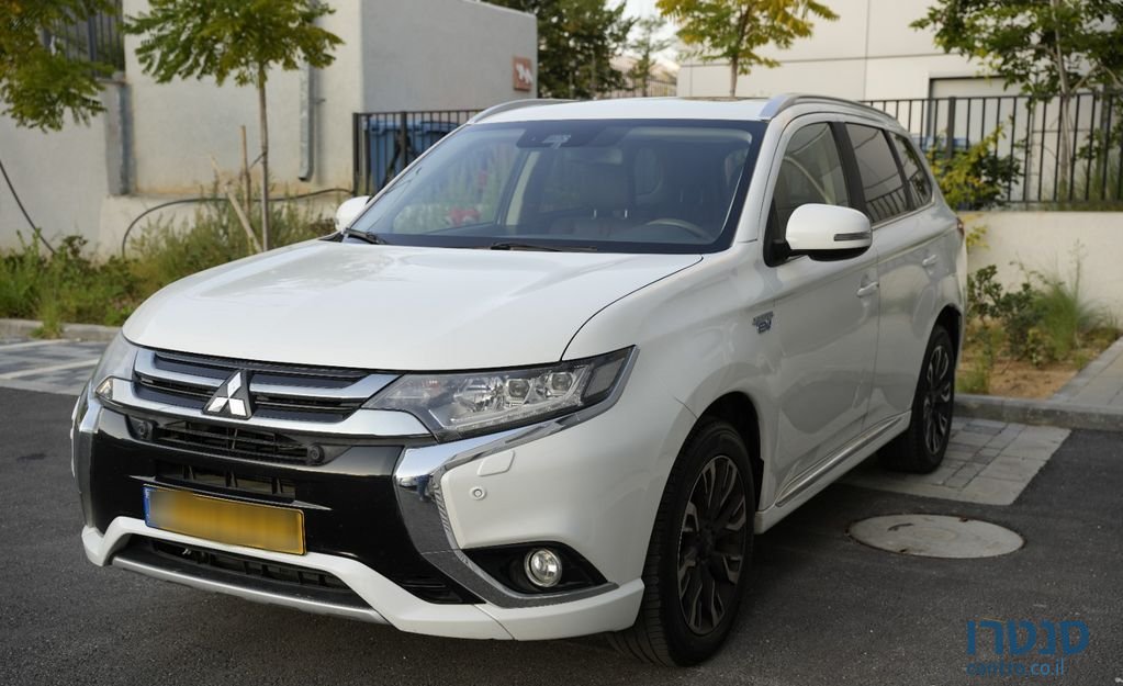 2019' Mitsubishi Outlander מיצובישי אאוטלנדר photo #1