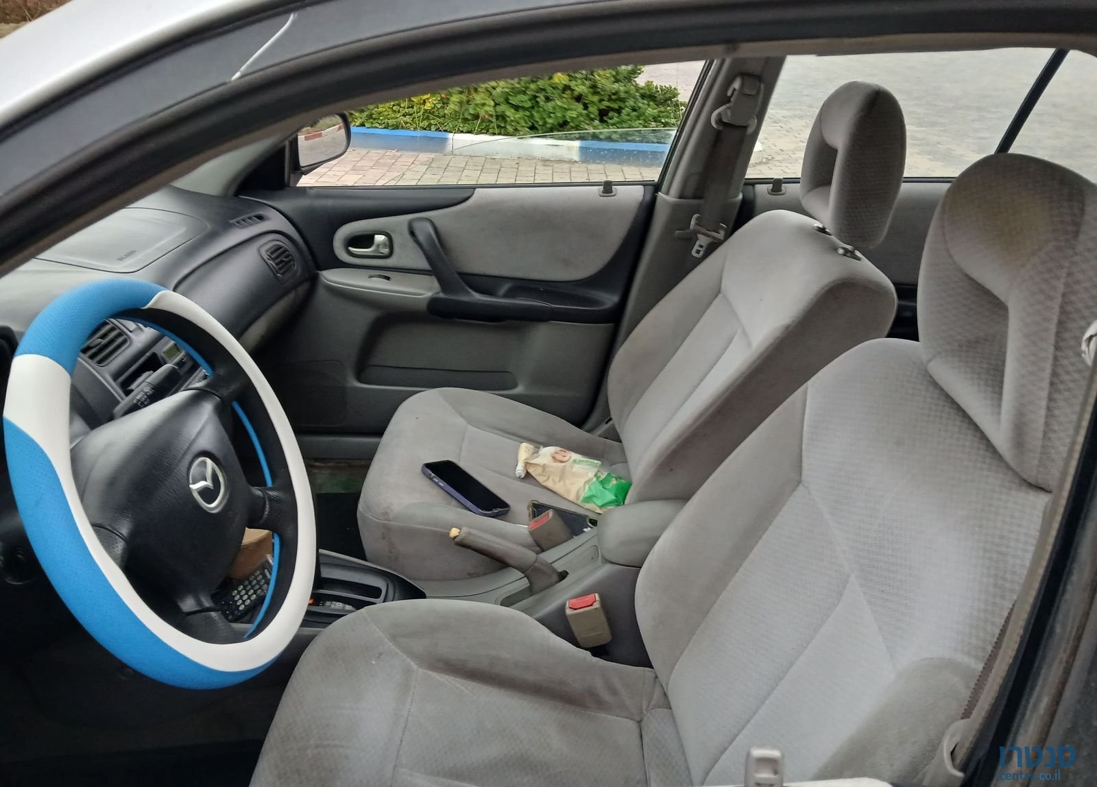 2004' Mazda 323 מאזדה photo #6