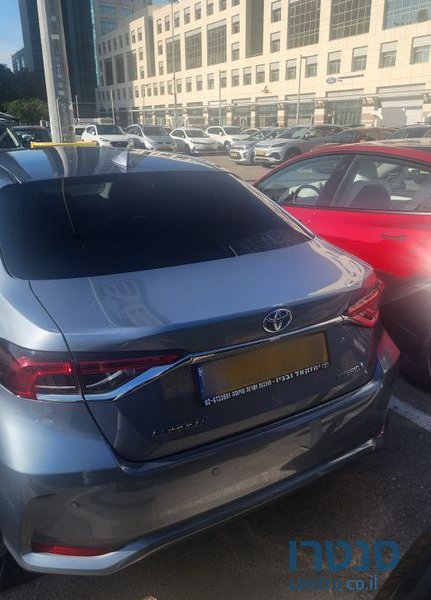 2019' Toyota Corolla טויוטה קורולה photo #3