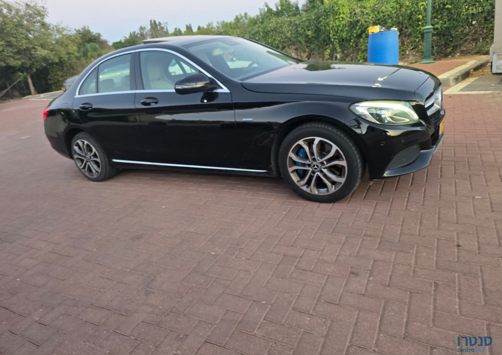 2017' Mercedes-Benz C-Class מרצדס-בנץ photo #2