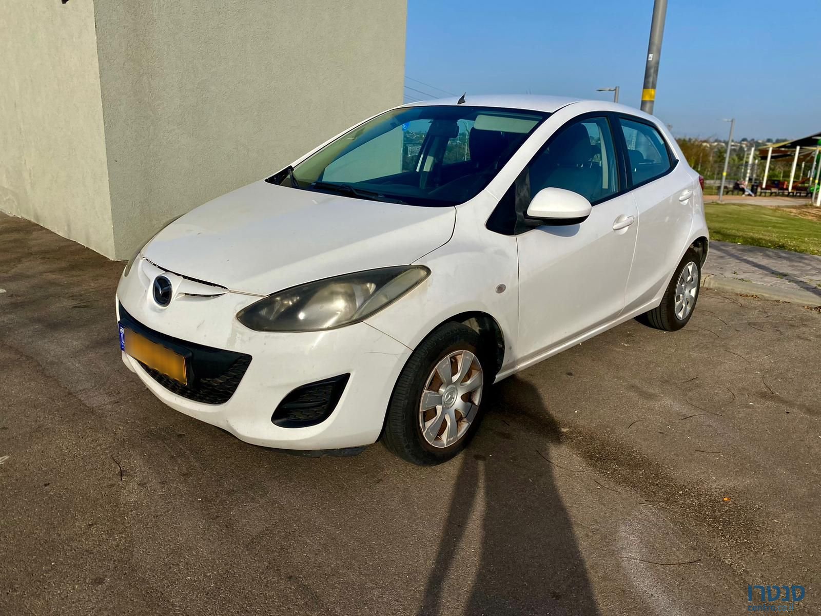 2010' Mazda 2 מאזדה photo #2