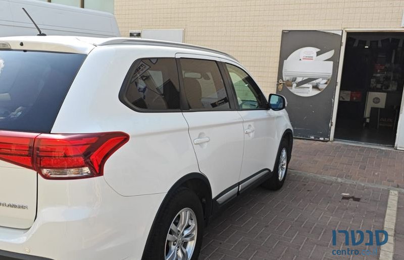 2016' Mitsubishi Outlander מיצובישי אאוטלנדר photo #4