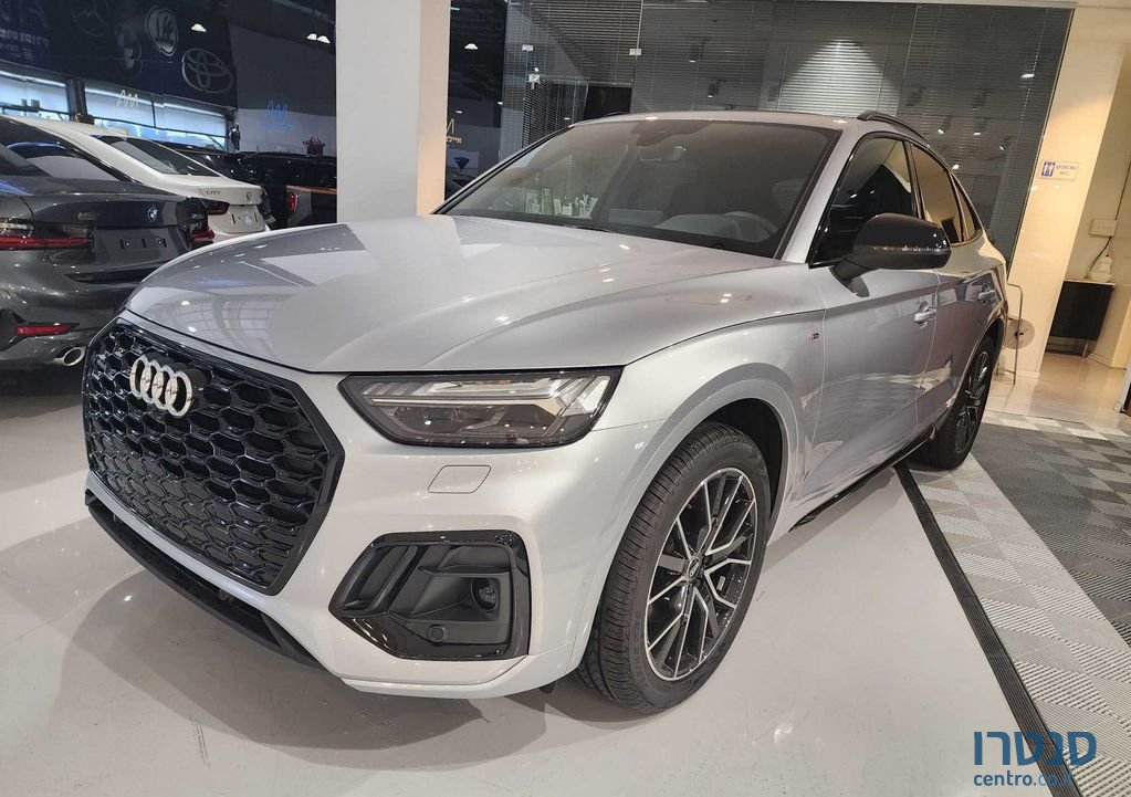 2023' Audi Q5 אאודי photo #1