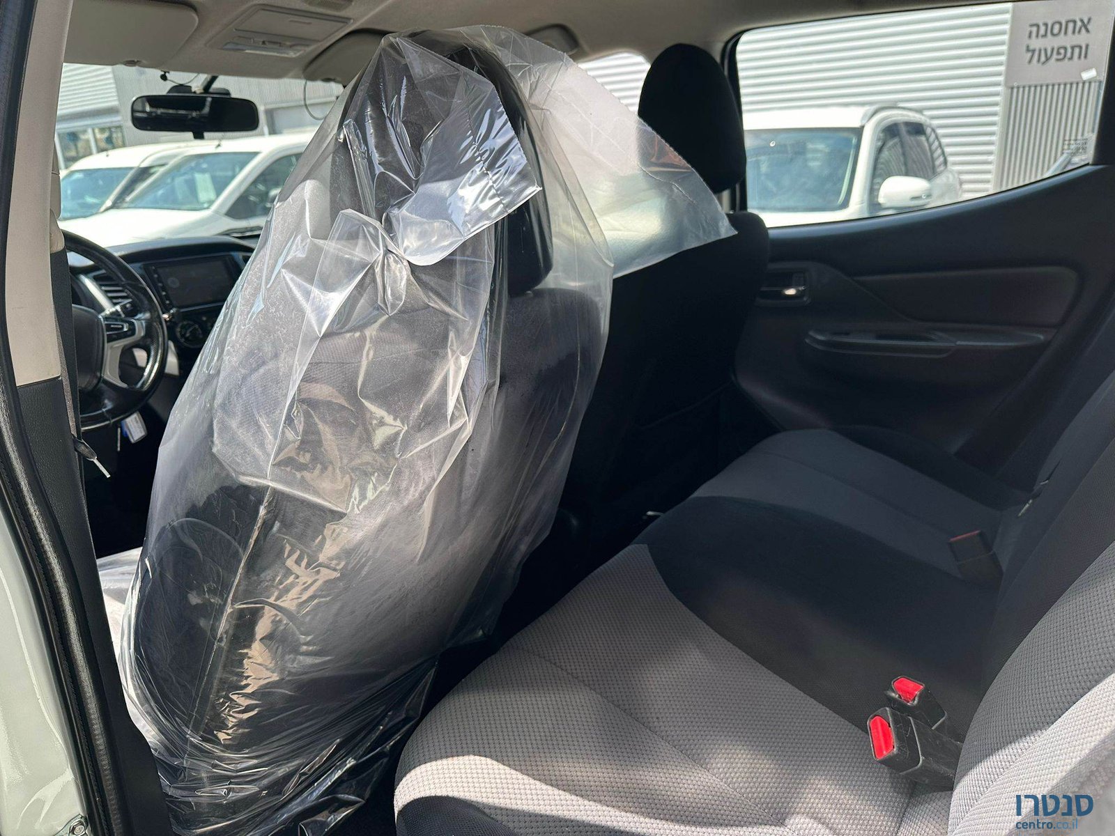 2019' Mitsubishi Triton photo #7