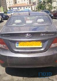 2011' Hyundai i25 יונדאי photo #2