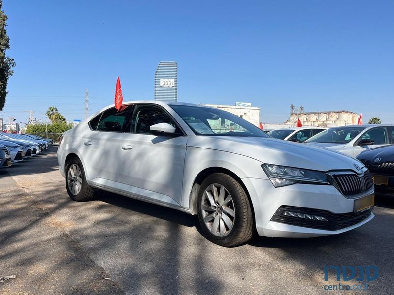 2021' Skoda Superb סקודה סופרב photo #2