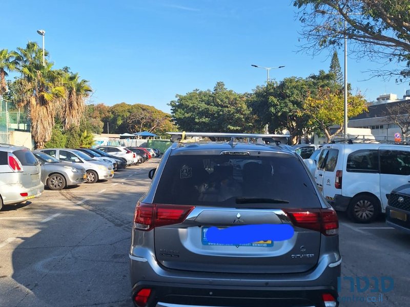 2017' Mitsubishi Outlander מיצובישי אאוטלנדר photo #4