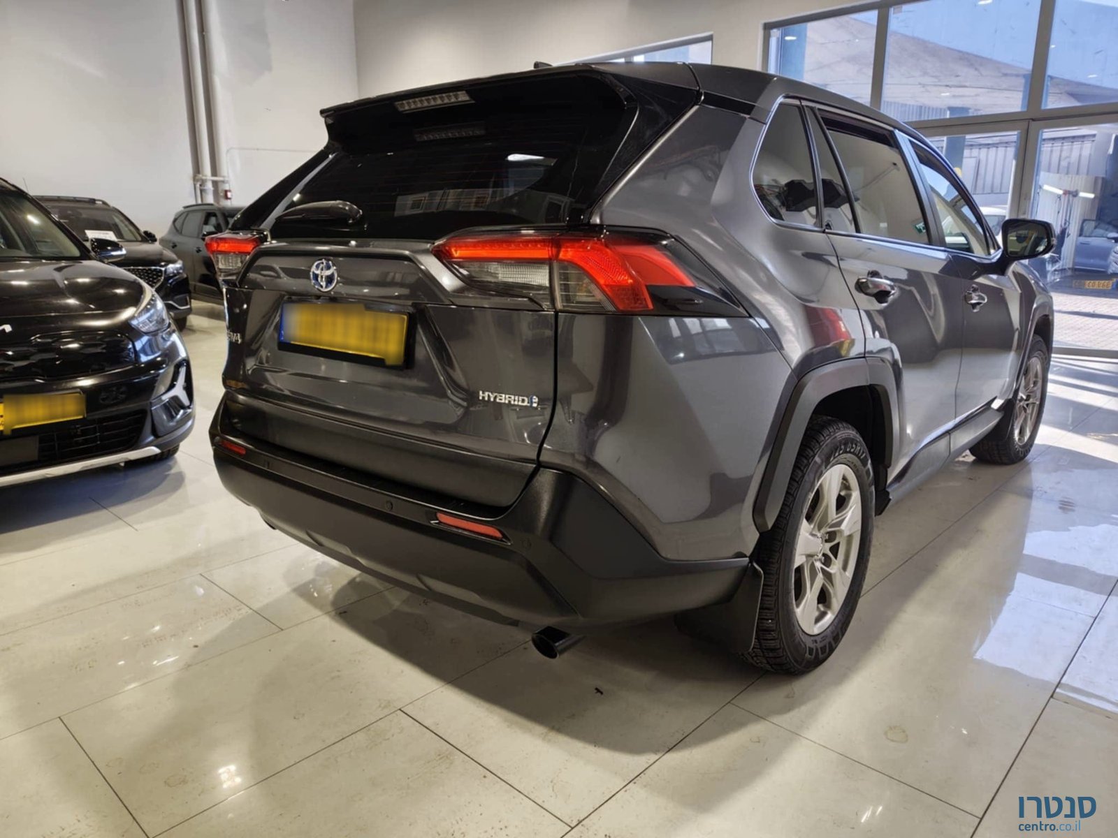 2023' Toyota RAV4 photo #3