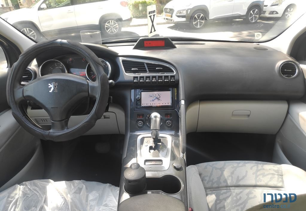 2011' Peugeot 3008 פיג'ו photo #5