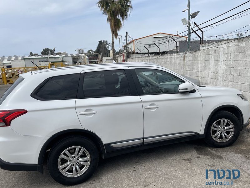 2016' Mitsubishi Outlander מיצובישי אאוטלנדר photo #5