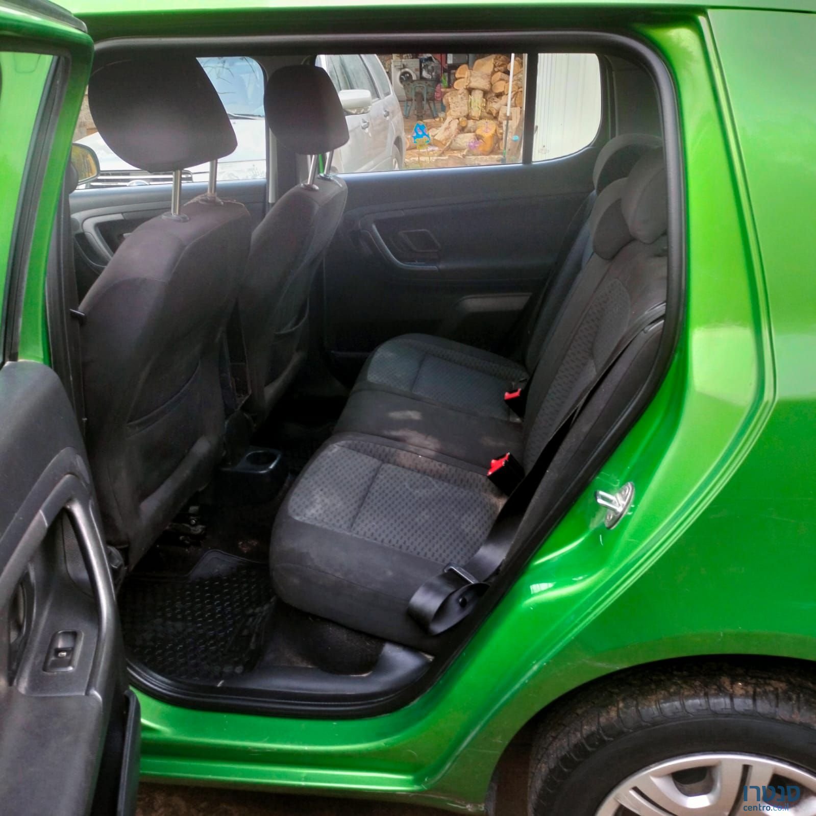 2013' Skoda Fabia סקודה פאביה photo #4