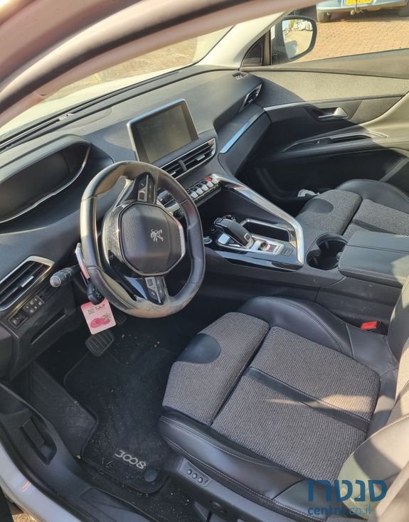 2018' Peugeot 3008 פיג'ו photo #5