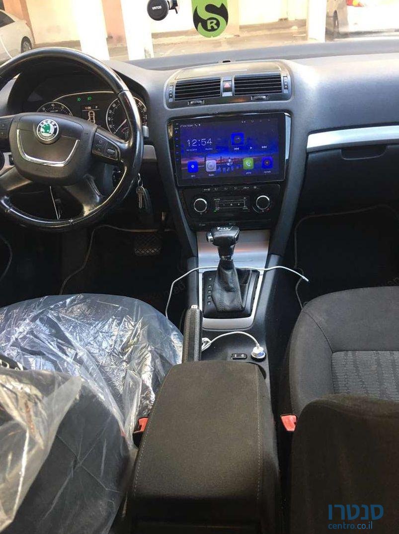 2011' Skoda Octavia סקודה אוקטביה photo #2