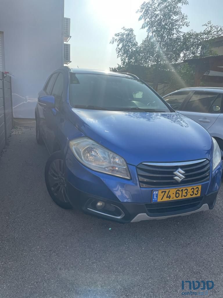 2015' Suzuki SX4 סוזוקי photo #1