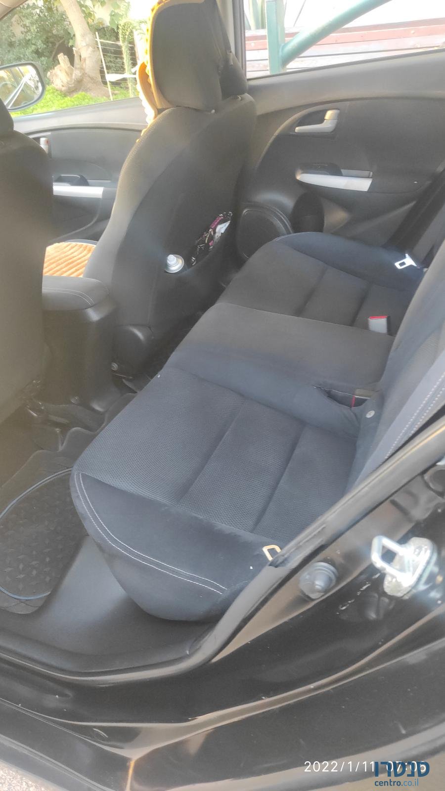 2013' Honda Insight photo #4