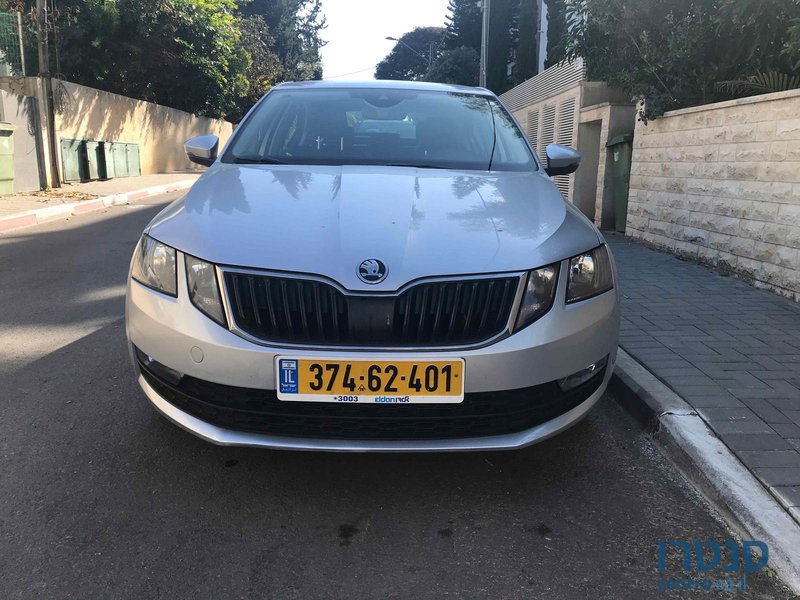 2018' Skoda Octavia TSI photo #6