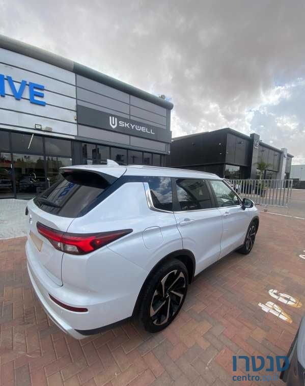 2021' Mitsubishi Outlander מיצובישי אאוטלנדר photo #5
