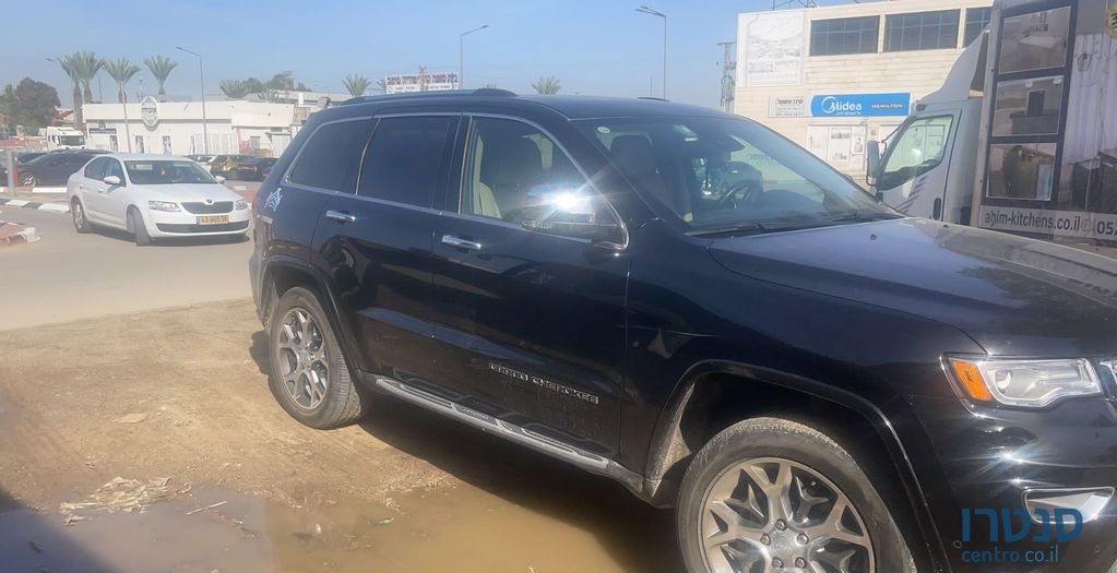 2021' Jeep Grand Cherokee ג'יפ photo #2