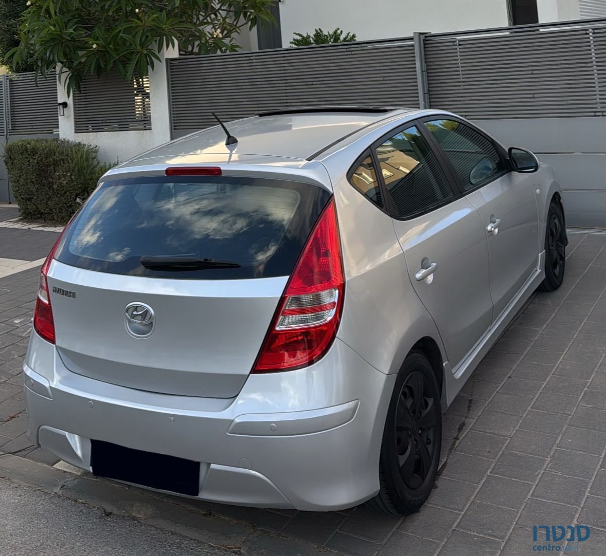 2011' Hyundai i30 יונדאי photo #6