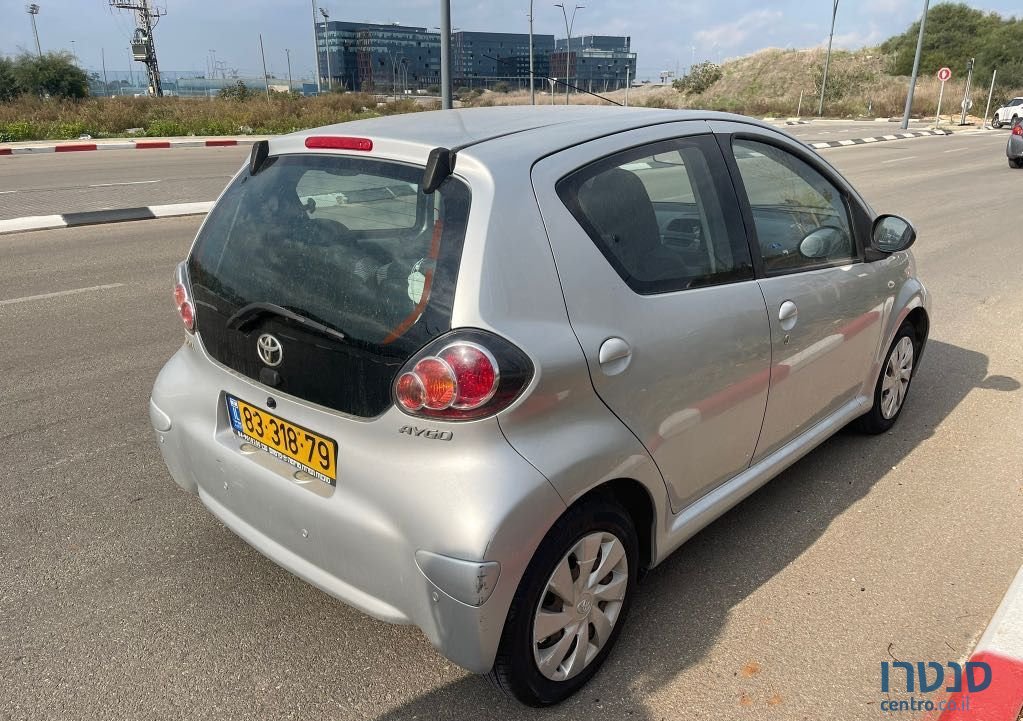 2012' Toyota Aygo טויוטה אייגו photo #1
