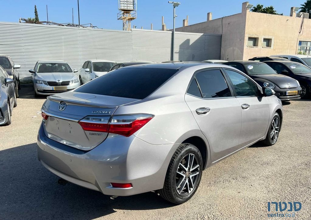 2018' Toyota Corolla טויוטה קורולה photo #5