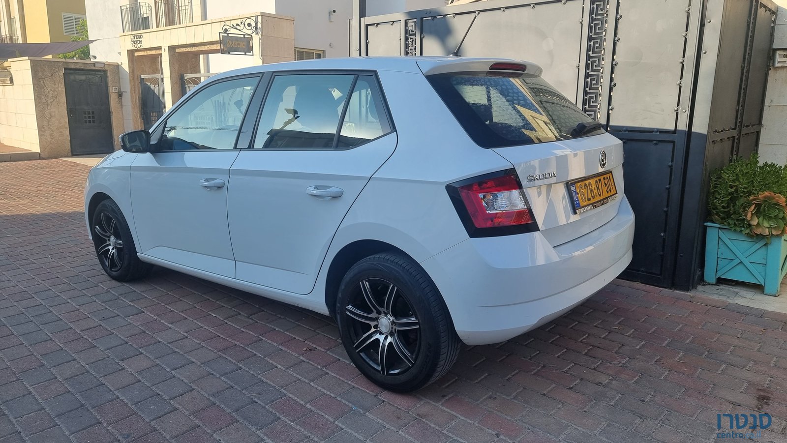 2018' Skoda Fabia סקודה פאביה photo #2