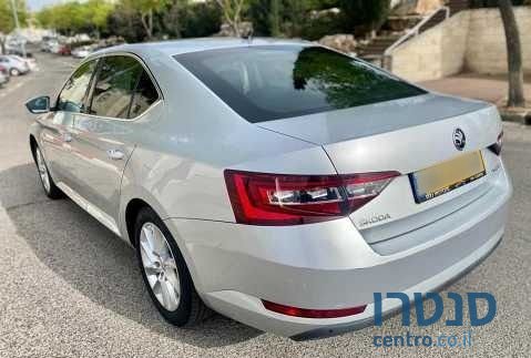 2017' Skoda Superb סקודה סופרב photo #5