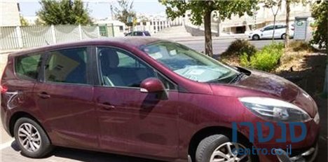 2013' Renault Grand Scenic photo #1