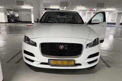 2020' Jaguar F-Pace יגואר