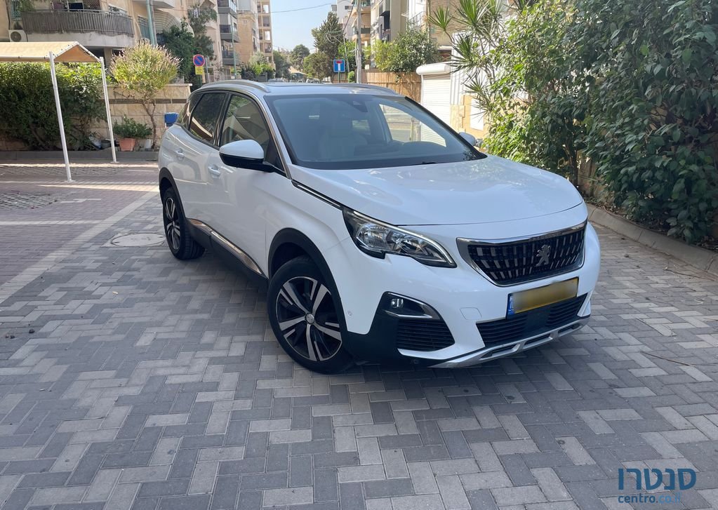 2020' Peugeot 3008 פיג'ו photo #1
