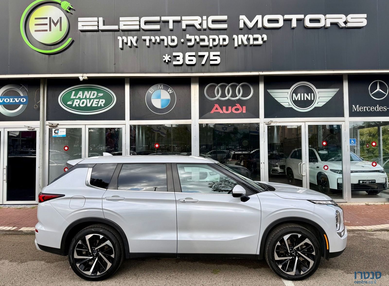 2023' Mitsubishi Outlander מיצובישי אאוטלנדר photo #2