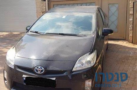 2010' Toyota Prius טויוטה פריוס photo #2