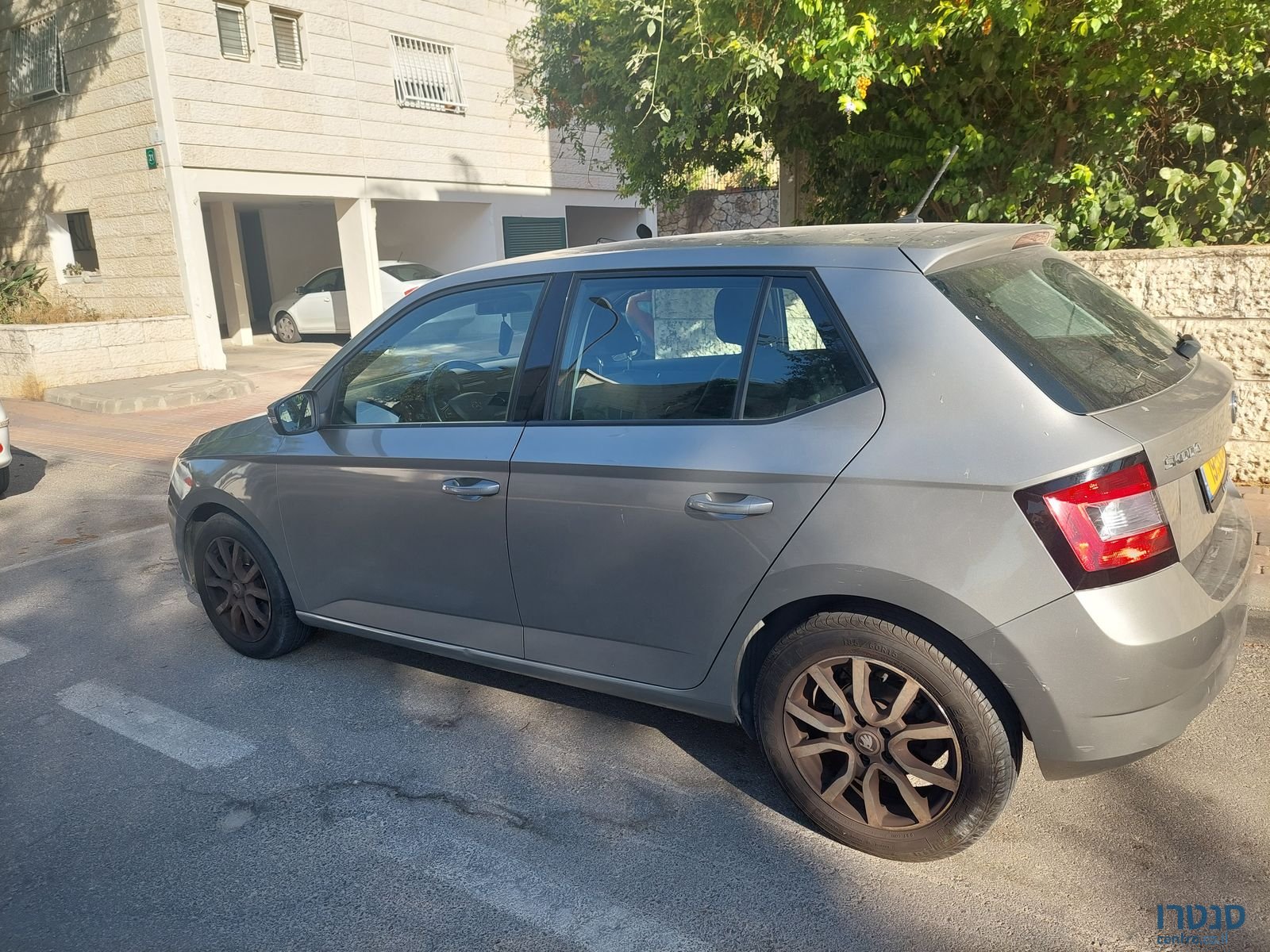2016' Skoda Fabia סקודה פאביה photo #1