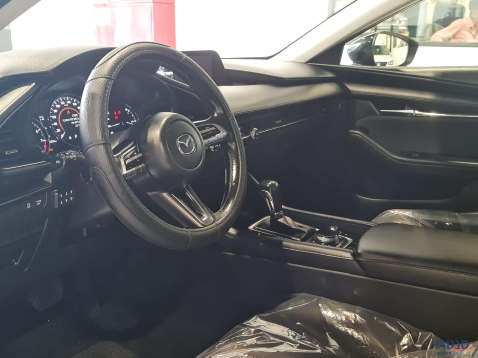 2022' Mazda 3 photo #6