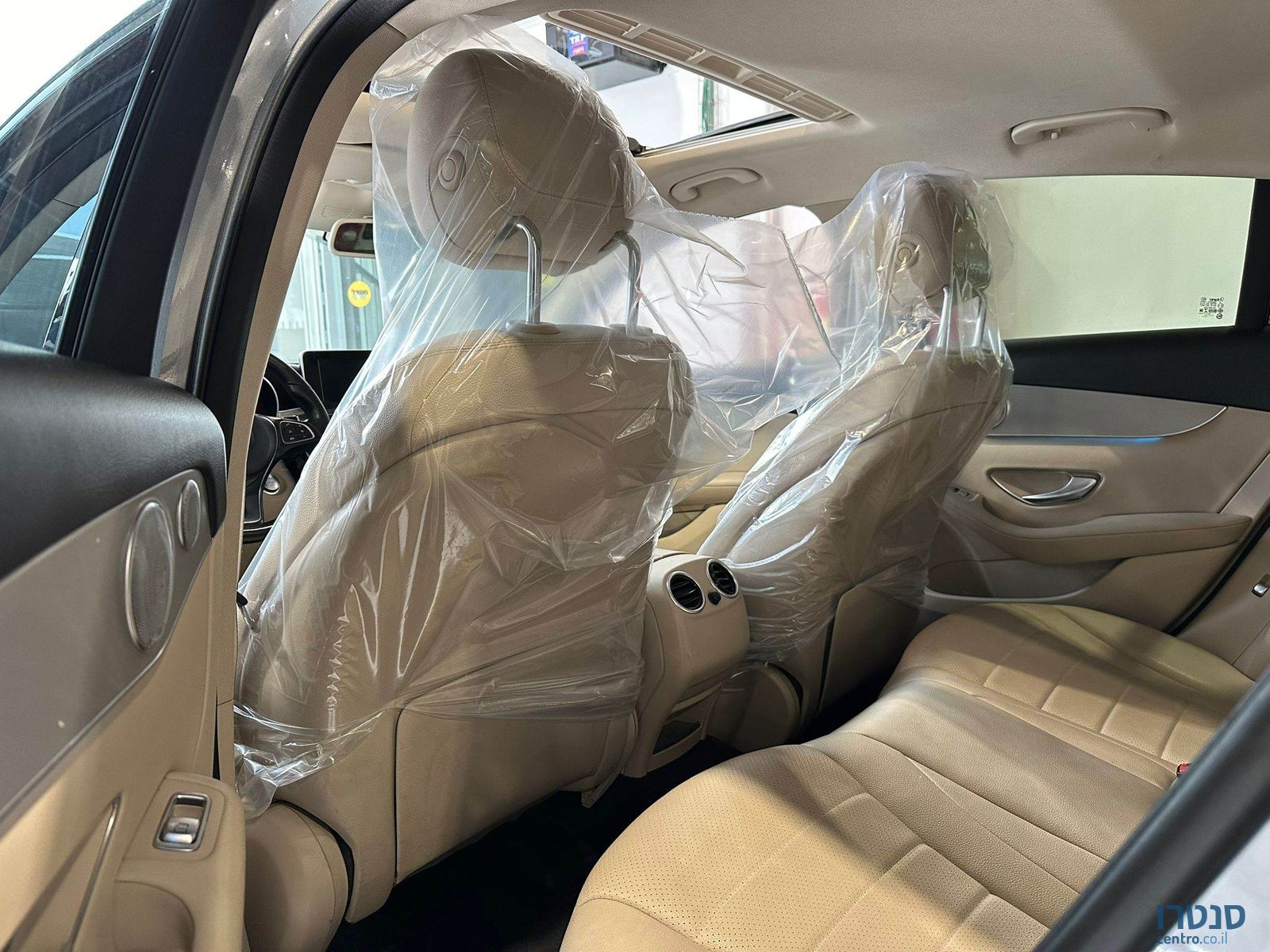 2017' Mercedes-Benz 350 Е photo #7