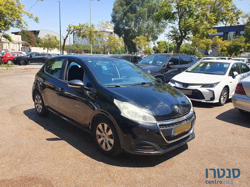 2017' Peugeot 208 פיג'ו photo #2