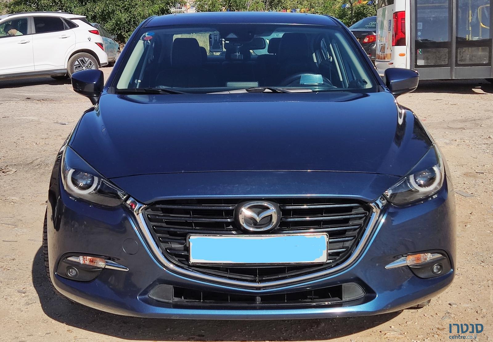 2017' Mazda 3 photo #1