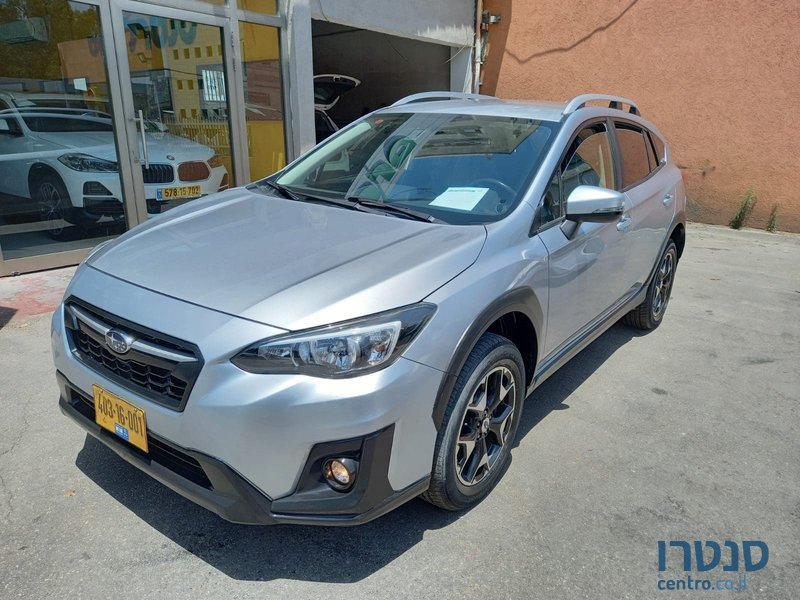 2018' Subaru XV photo #2